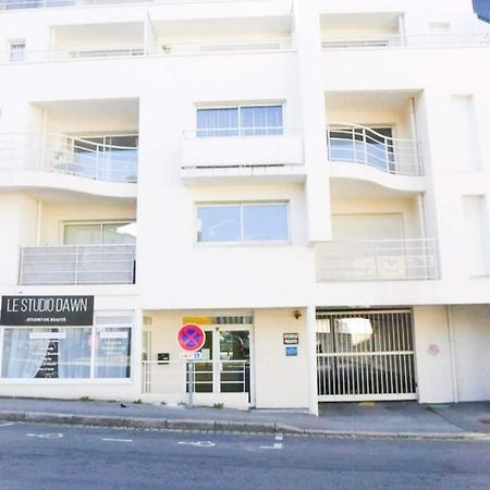 T3 Au Centre Ville Avec Balcon, Parking Gratuit Кемпер Экстерьер фото